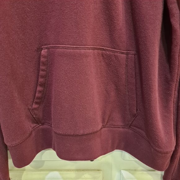 PINK Victoria's Secret Maroon & Gray Qtr Zip-Up Sweatshirt W/Kangaroo Pocket - Picture 4 of 8